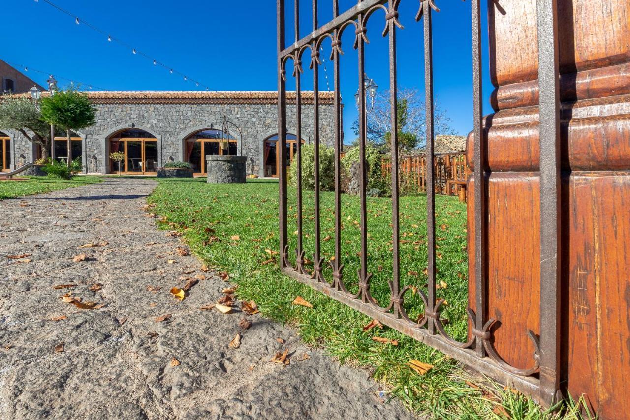 Etna Quota Mille Boutique Hotel, Typical Sicilian Food & Wine Рандаццо Экстерьер фото